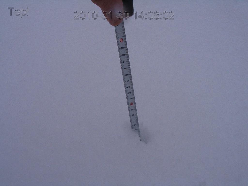 184_8421.jpg - Össz hóréteg vastagsága